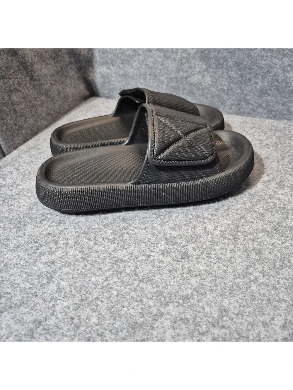 Adjustable Slide Sandals Open Toe Slip-Ons men's Size US 6.5 Black